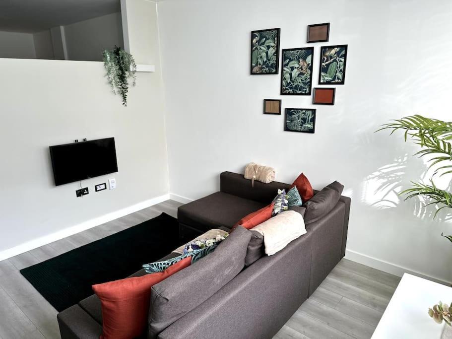 Studio Apartment In Milton Keynes Esterno foto