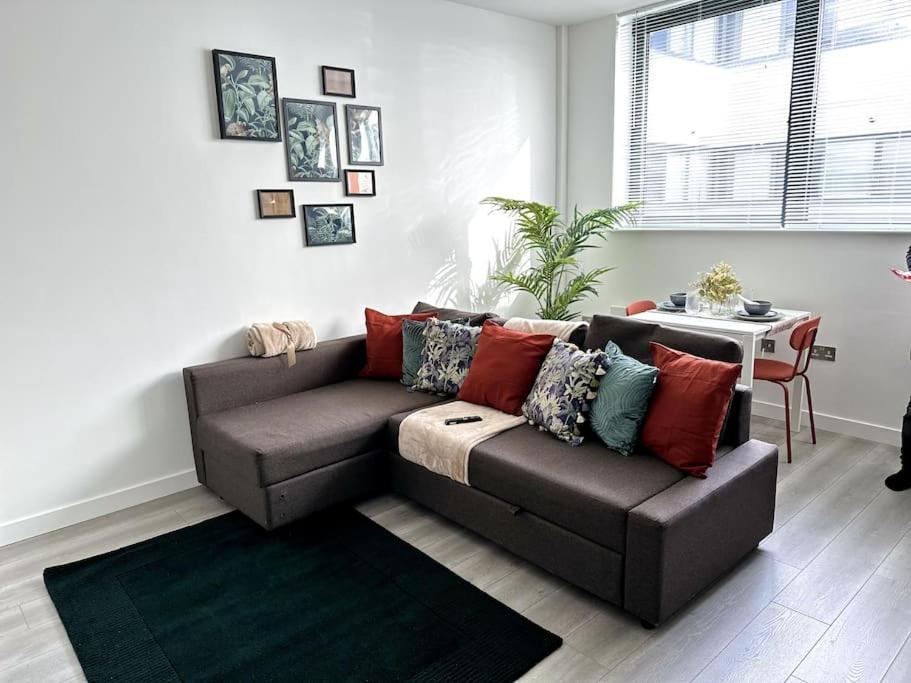 Studio Apartment In Milton Keynes Esterno foto